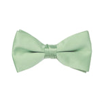 A classic aqua green satin bow tie that delivers a perfect knot every time. Ideal for formal events, tuxedos, and dress occasions.